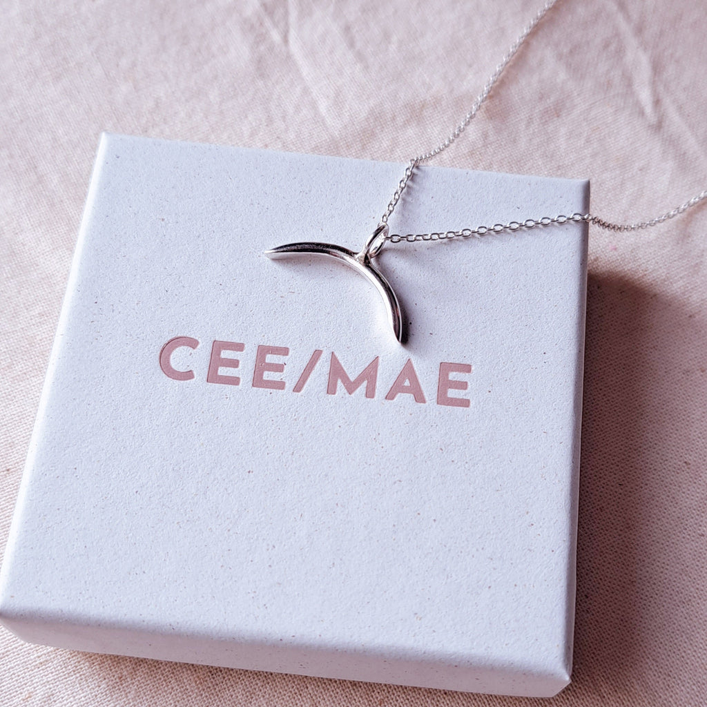 Glow - The Everyday Confidence Necklace