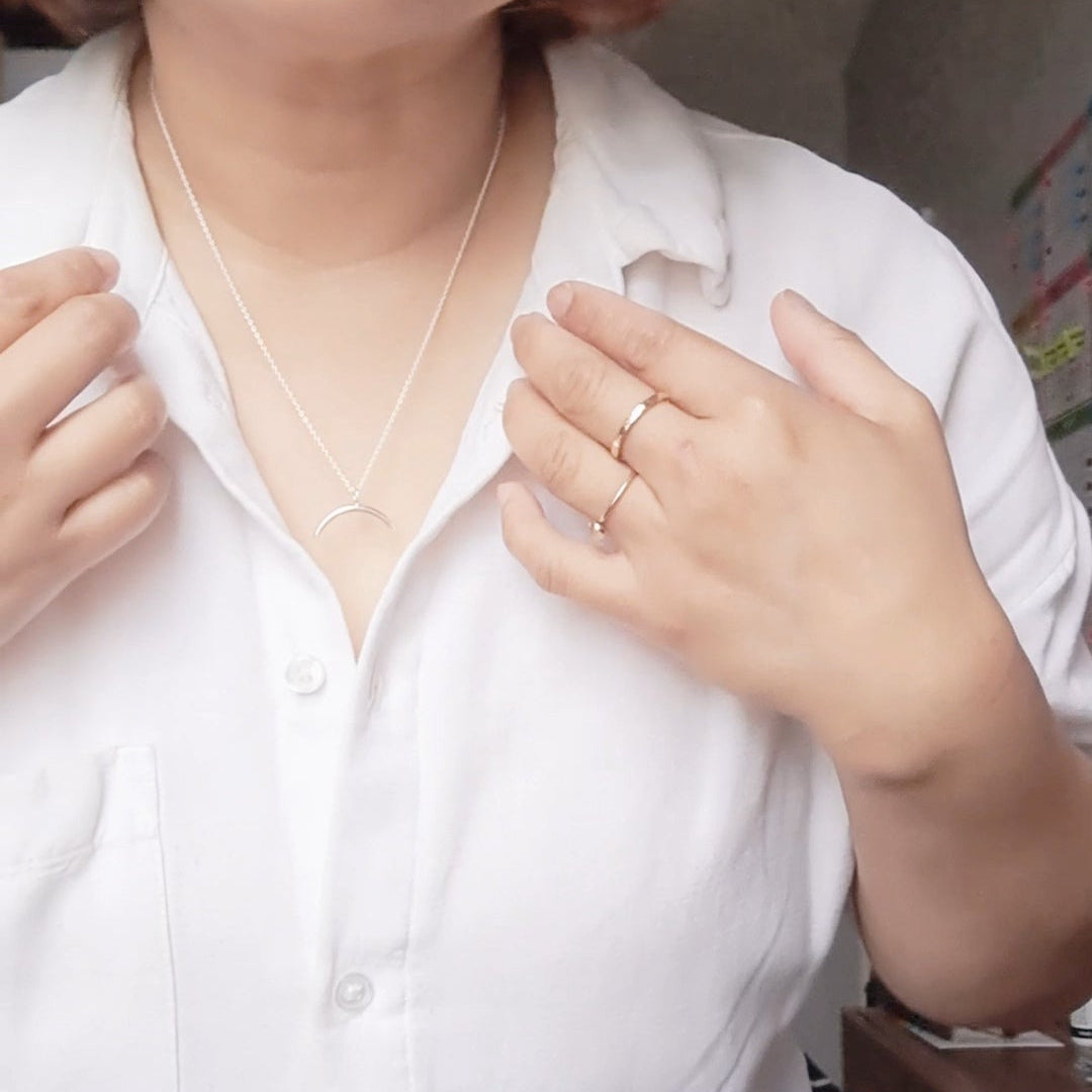 Glow - The Everyday Confidence Necklace