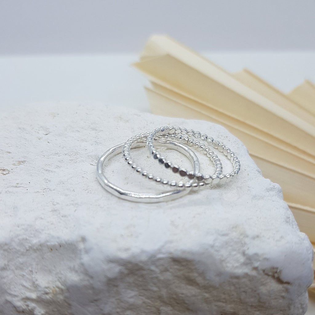 Bubble Ring playful textured band