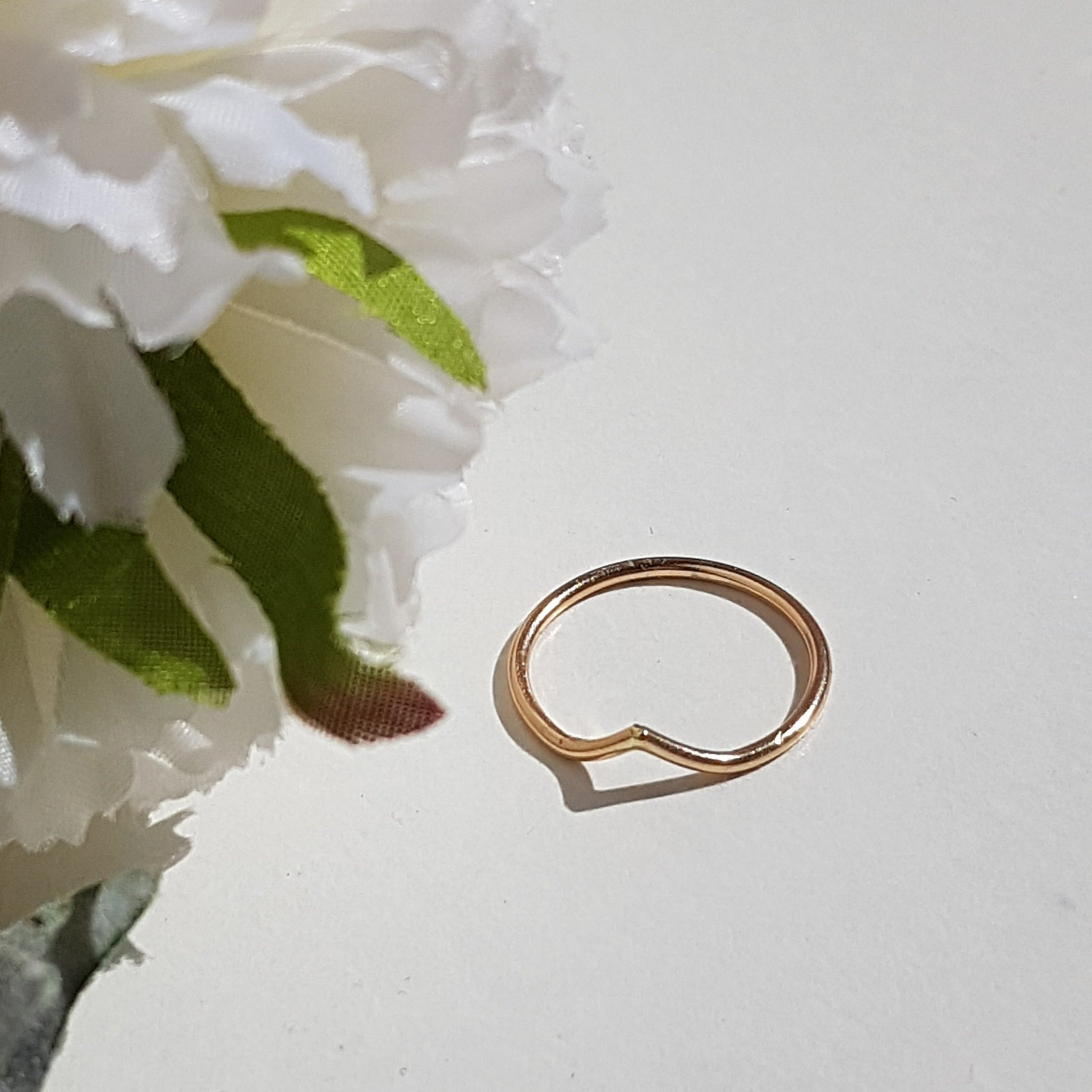 Flow Ring gentle chevron stacker