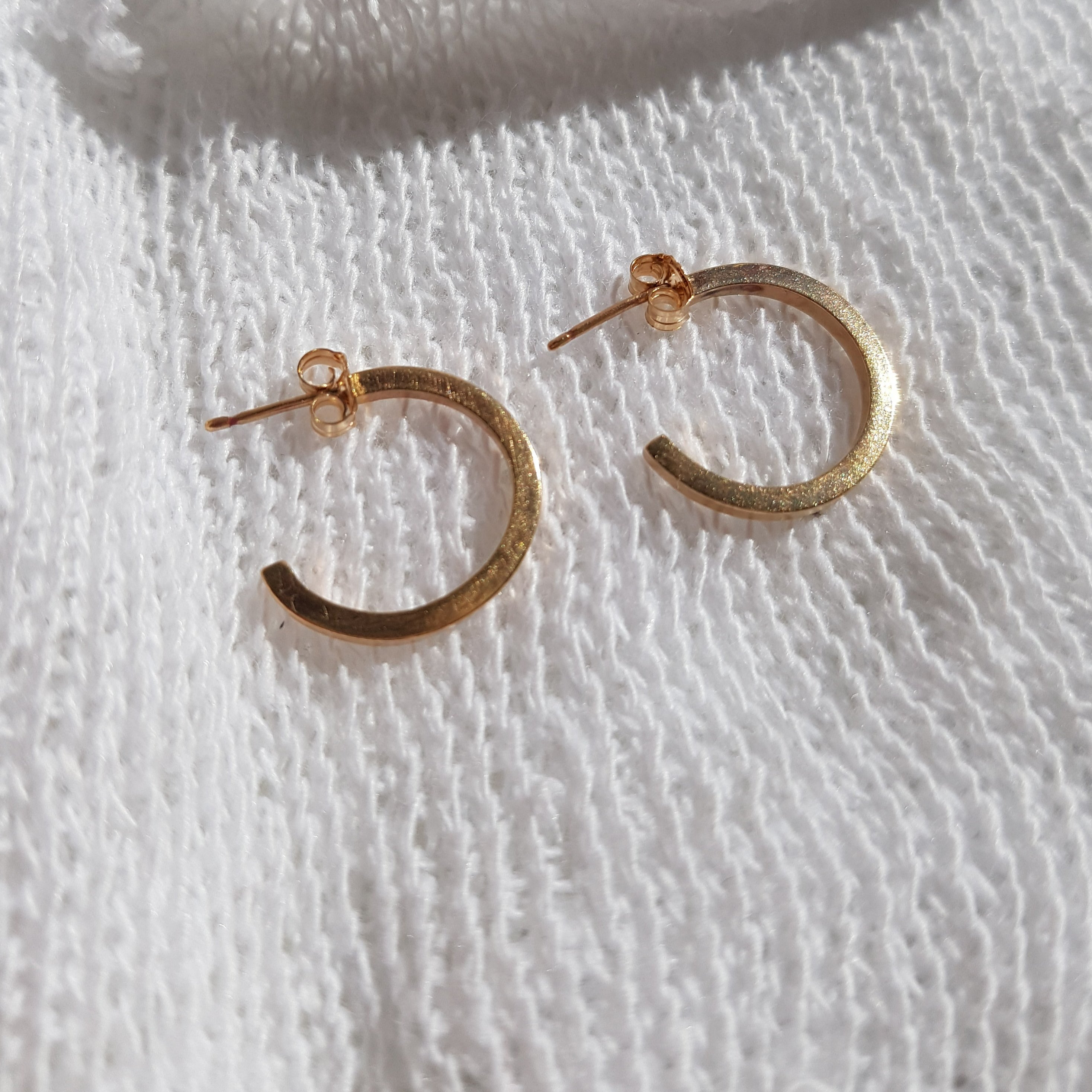 Frame Mini Hoops modern square classics