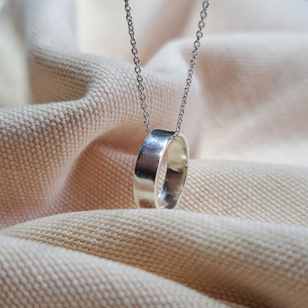 Haven Necklace timeless circle pendant